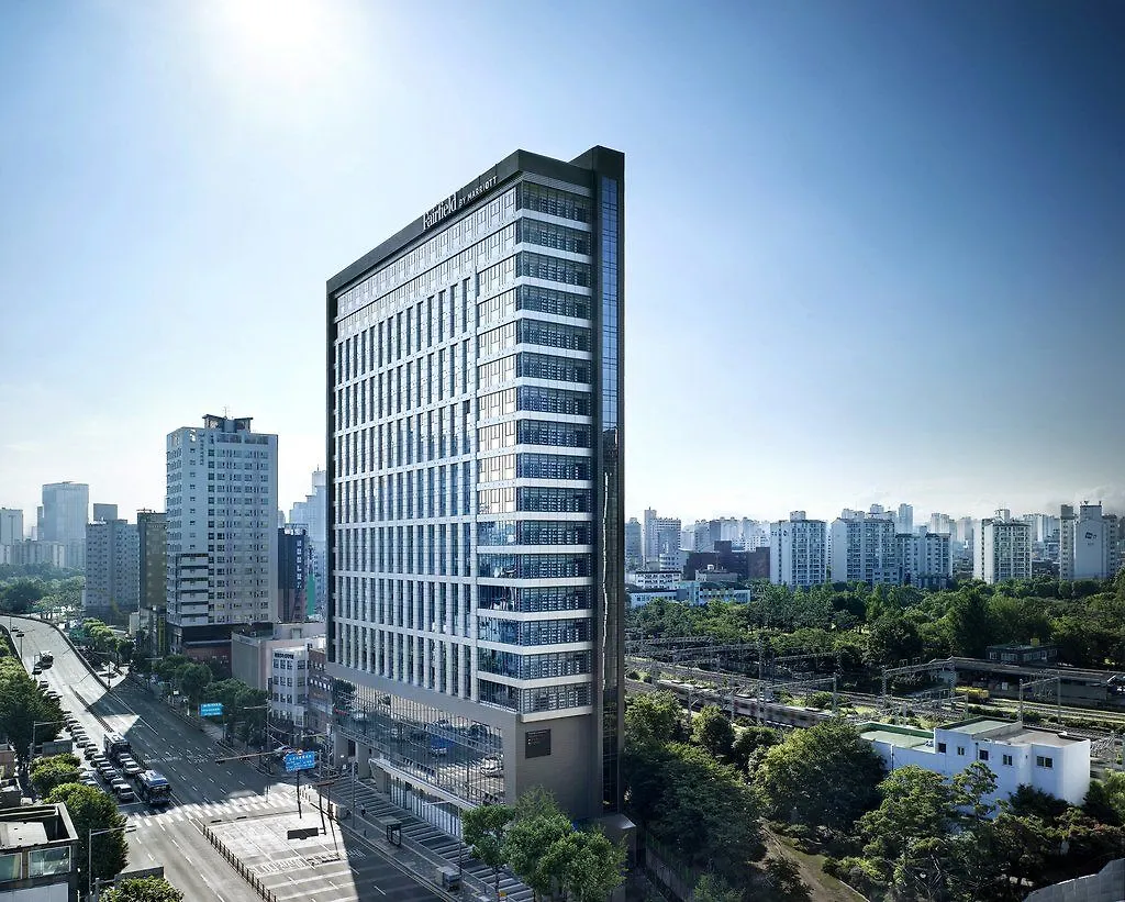 Fairfield By Marriott Seoul Hotel